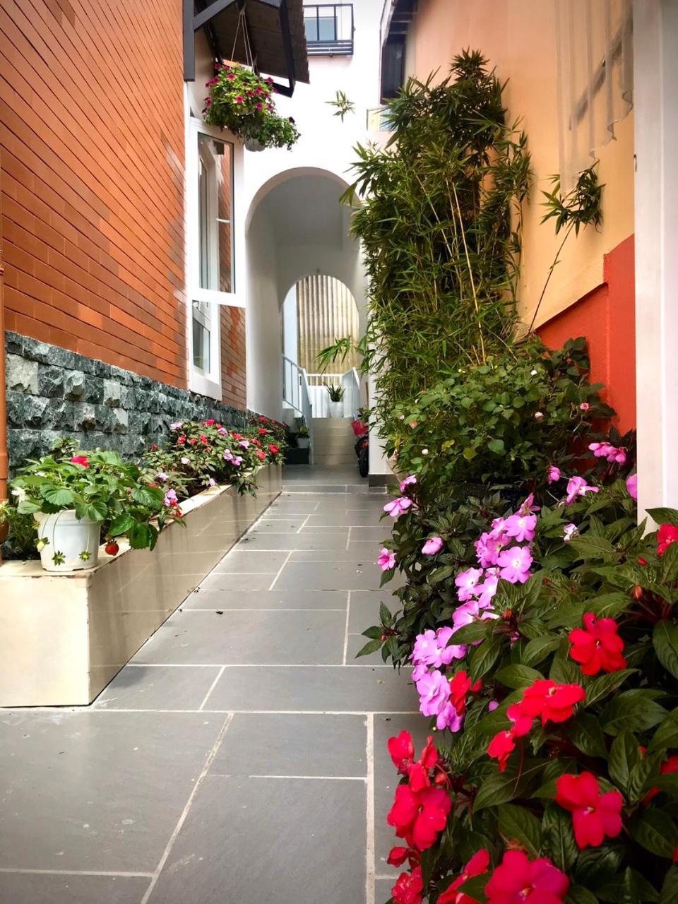 Maison De Fleurs - Ngoi Nha Hoa Dalat Bagian luar foto